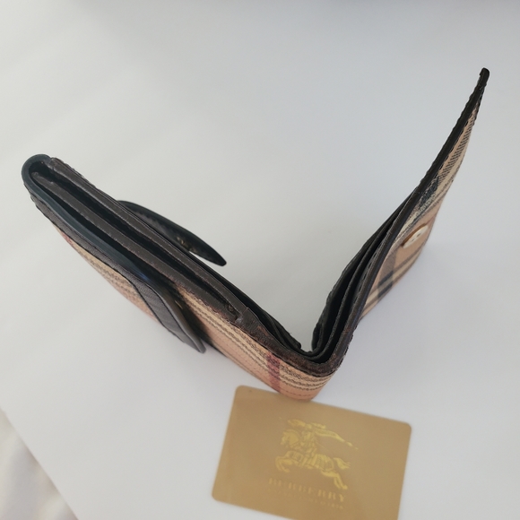 Burberry wallet - Picture 12 of 16